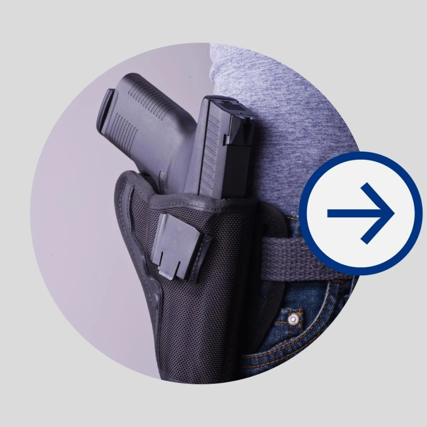 Pistole im Holster für Waffensachkunde in Berlin